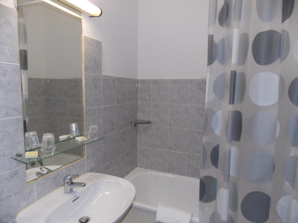 Hotel Du Delta Biganos Pokój zdjęcie