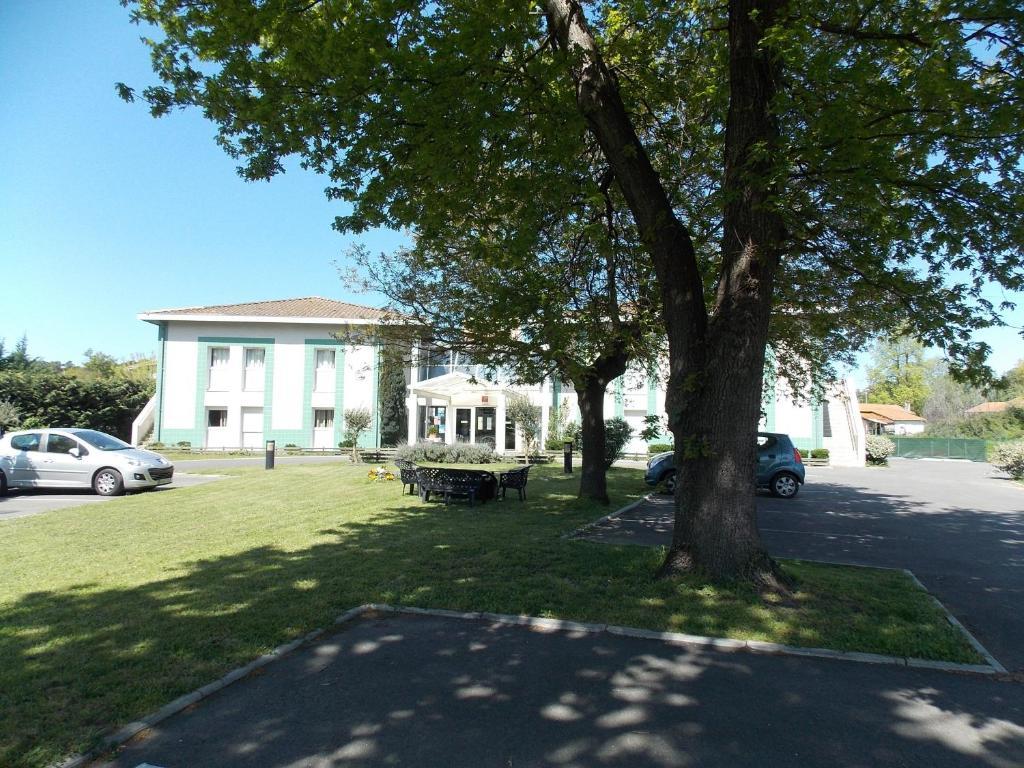 Hotel Du Delta Biganos Zewnętrze zdjęcie