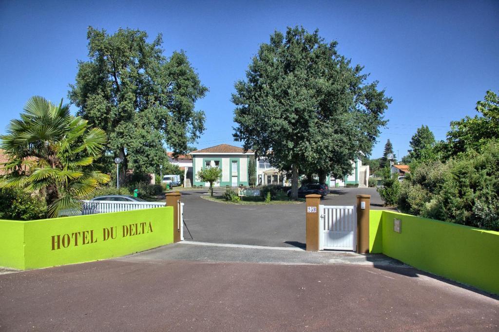 Hotel Du Delta Biganos Zewnętrze zdjęcie