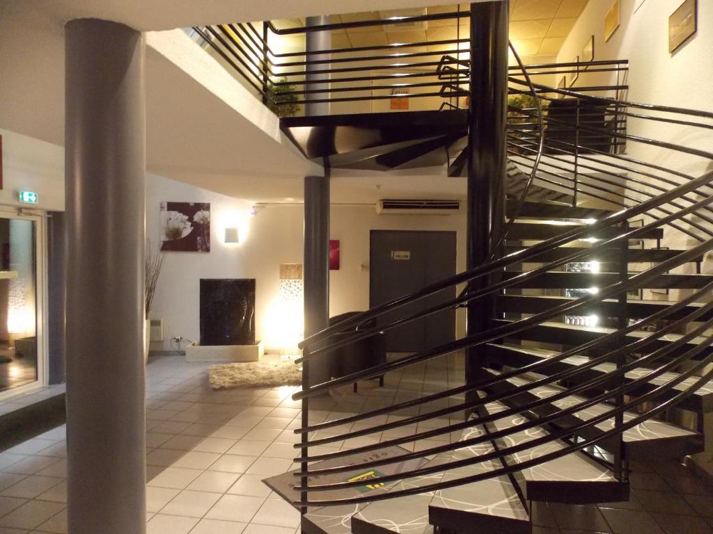 Hotel Du Delta Biganos Zewnętrze zdjęcie