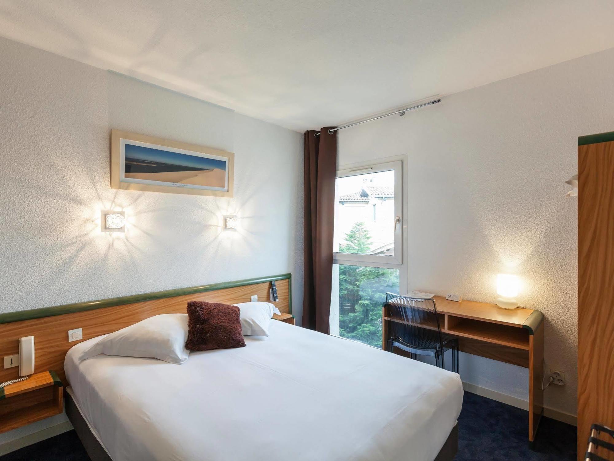 Hotel Du Delta Biganos Zewnętrze zdjęcie
